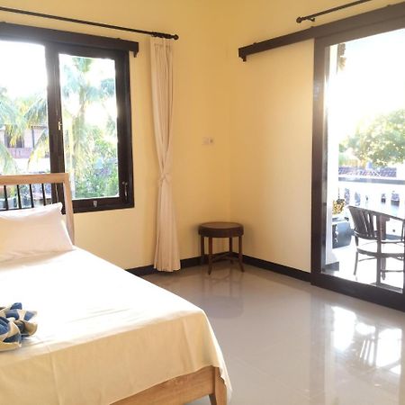 Mandhara Chico Bungalow Lovina  Exterior photo